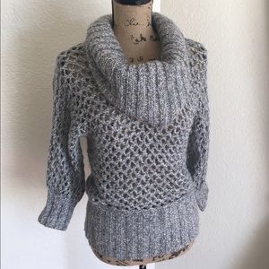 BEBE nice sweater. Perfect condition .